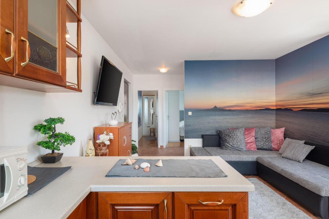 Sunrise Apartment Hvar ฮวาร์ ภายนอก รูปภาพ