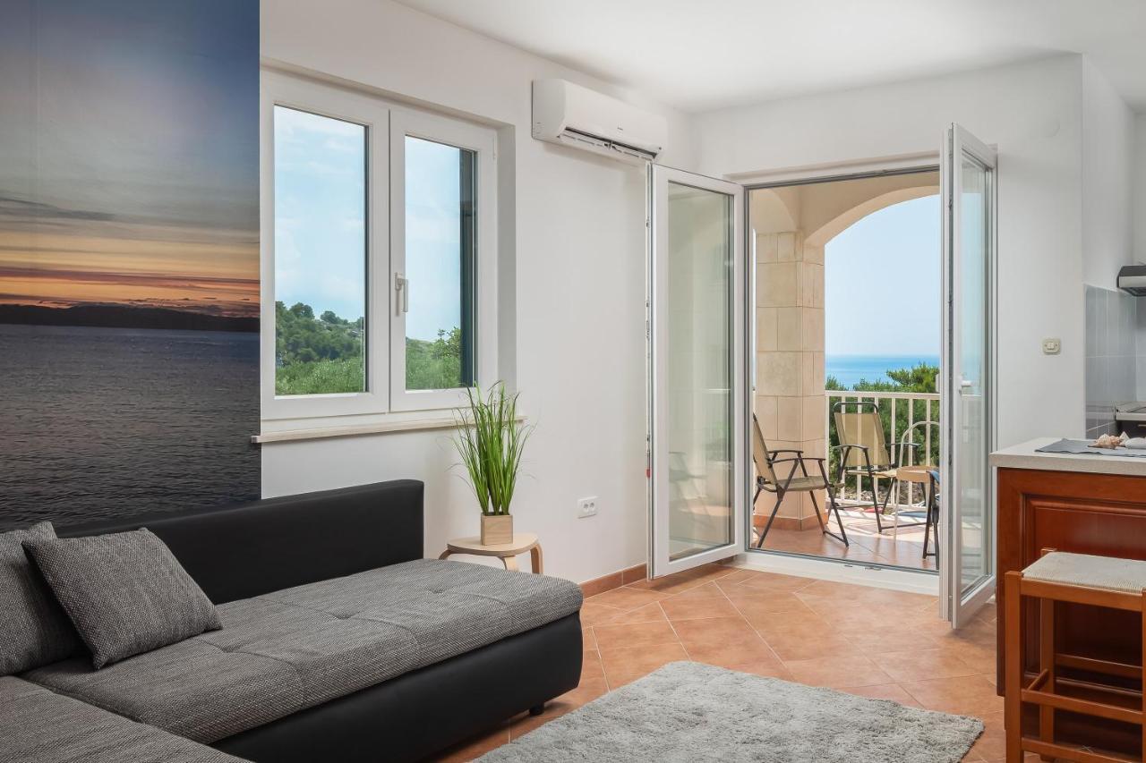 Sunrise Apartment Hvar ฮวาร์ ภายนอก รูปภาพ